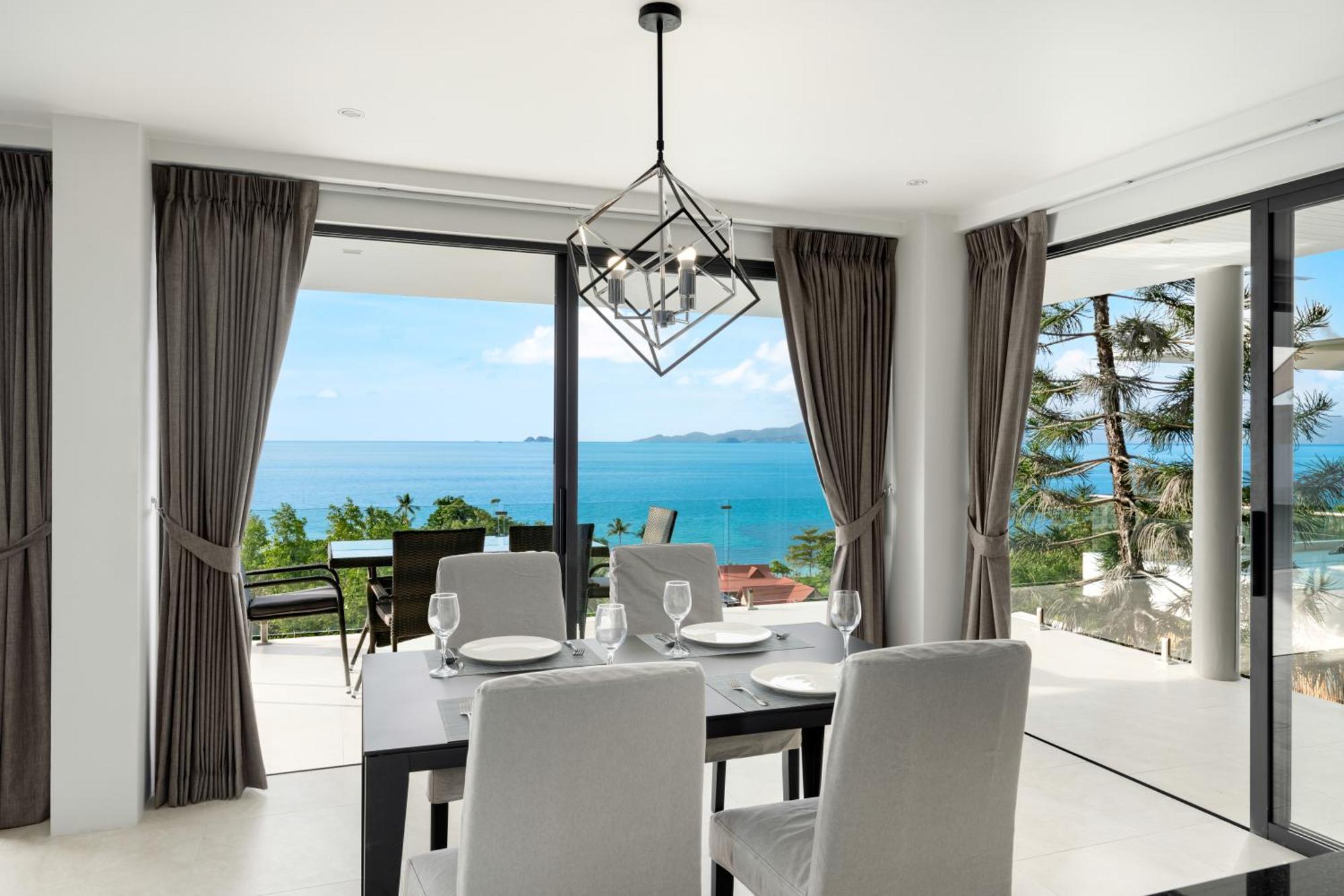The Penthouses, Bangpor Seaview Luxury Apartamento